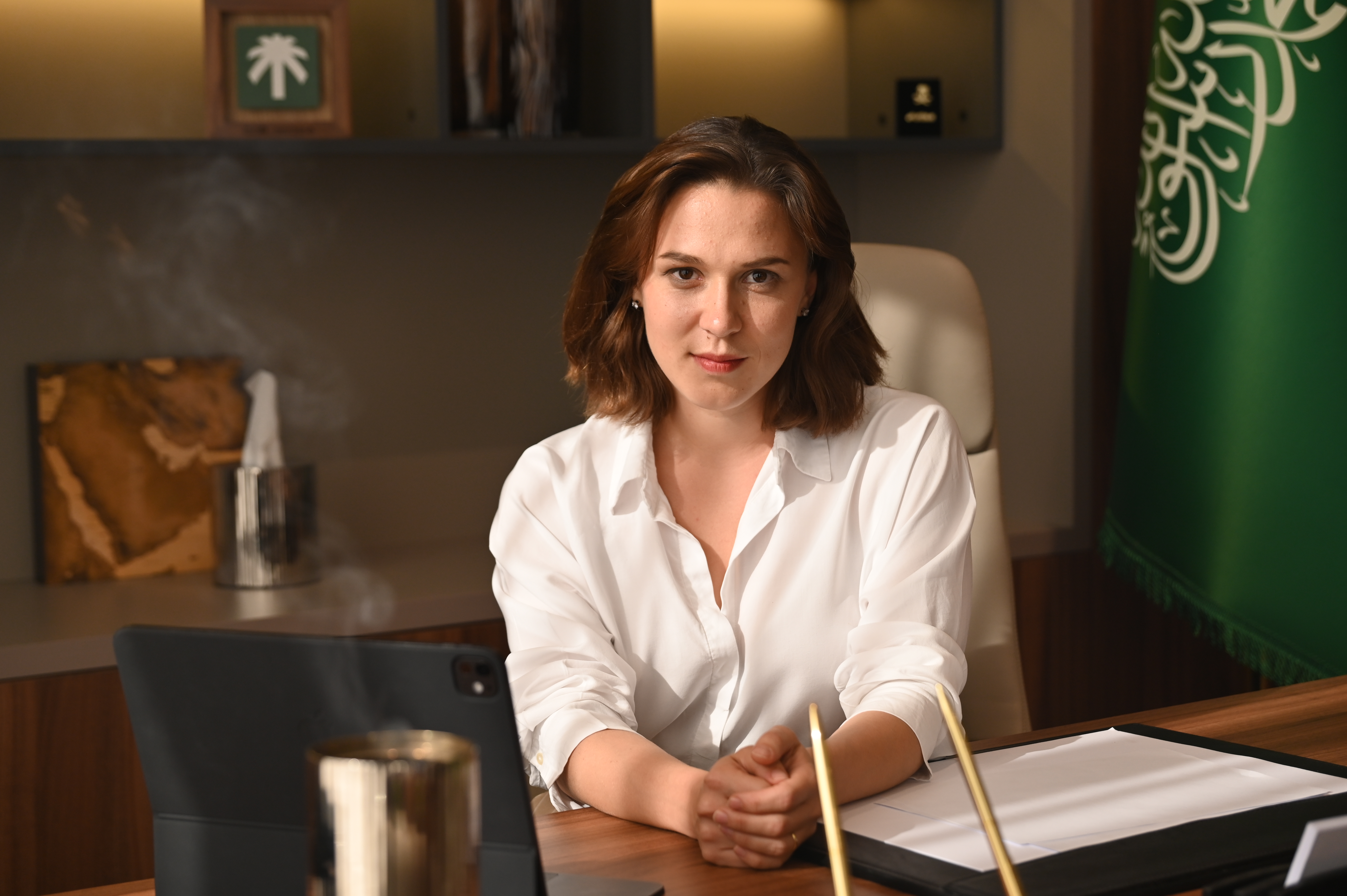 Mrs. Elena  Boheme